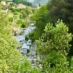 Casa Celestine In Via Orsini Liguria Italy Sleeps 5