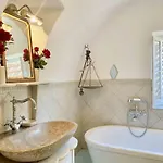 Casa Celestine In Via Orsini Liguria Italy Sleeps 5 *