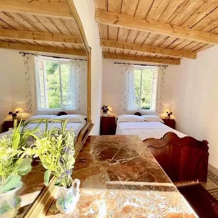 Casa Celestine In Via Orsini Liguria Italy Sleeps 5 Isolabona