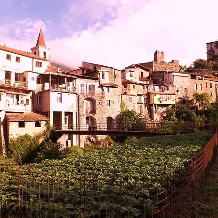 Casa Celestine In Via Orsini Isolabona Liguria Italy Sleeps 5 *