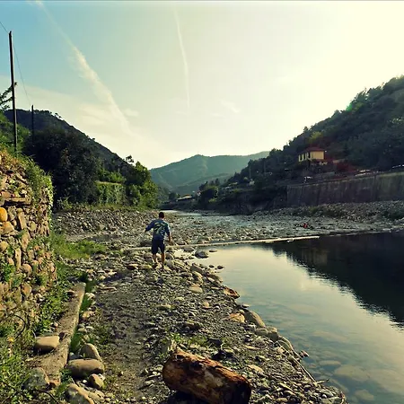 Casa Celestine In Via Orsini Liguria Italy Sleeps 5 * Isolabona