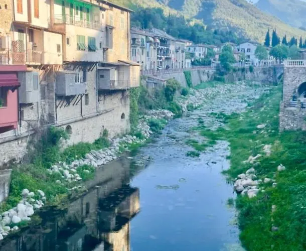 Casa Celestine In Via Orsini Liguria Italy Sleeps 5 Isolabona