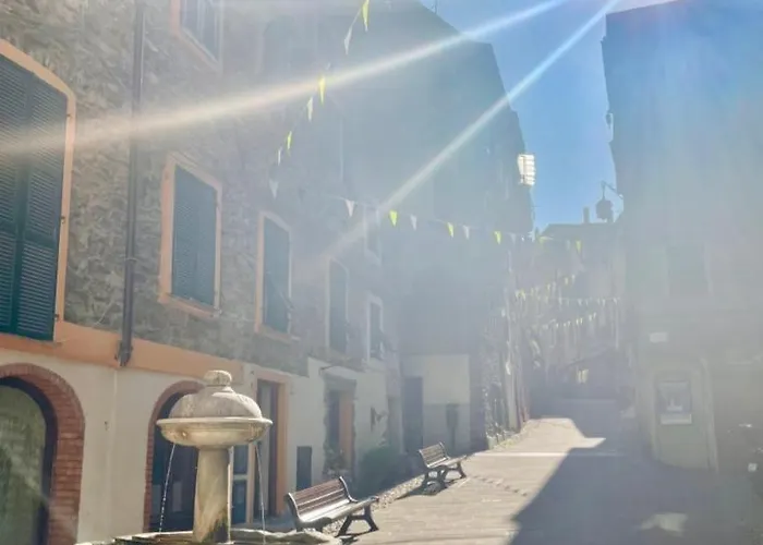 Casa Celestine In Via Orsini Liguria Italy Sleeps 5 Feriehus