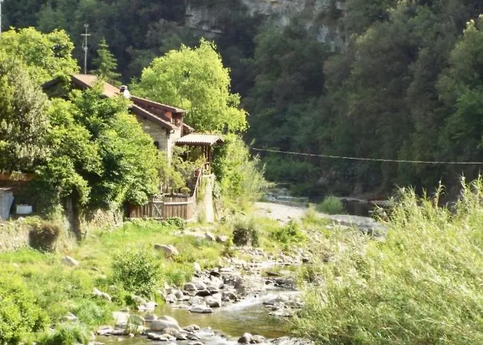 Feriehus Casa Celestine In Via Orsini Liguria Italy Sleeps 5 *