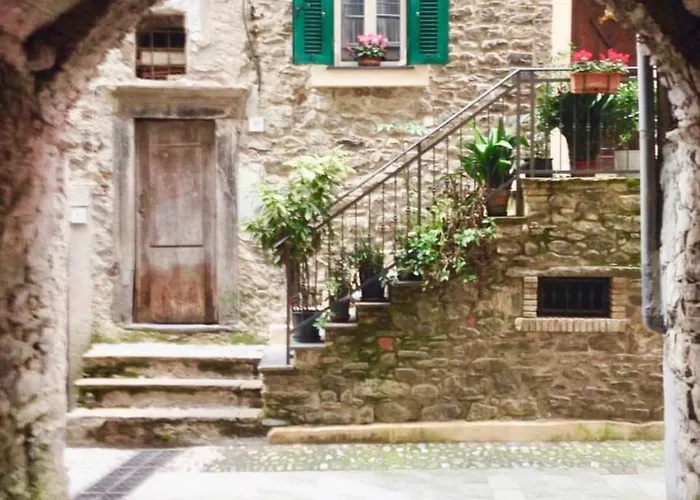 Casa Celestine In Via Orsini Liguria Italy Sleeps 5 Isolabona