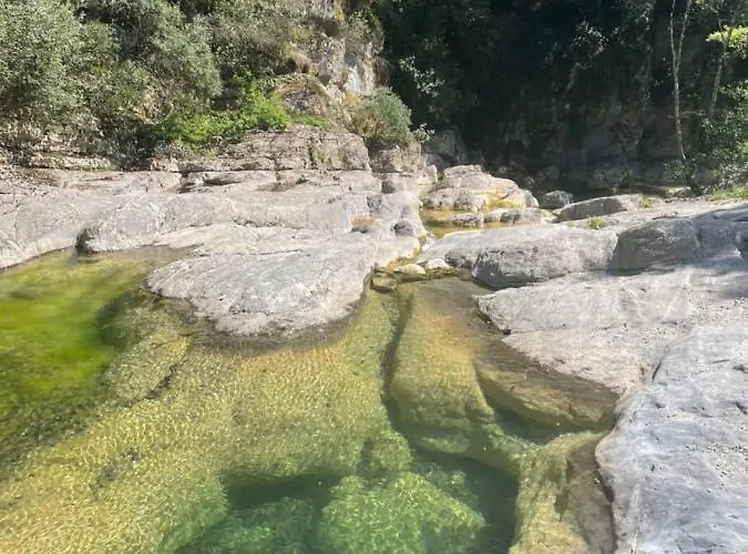 Feriehus Casa Celestine In Via Orsini Liguria Italy Sleeps 5