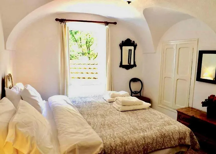 Casa Celestine In Via Orsini Liguria Italy Sleeps 5 Feriehus Isolabona