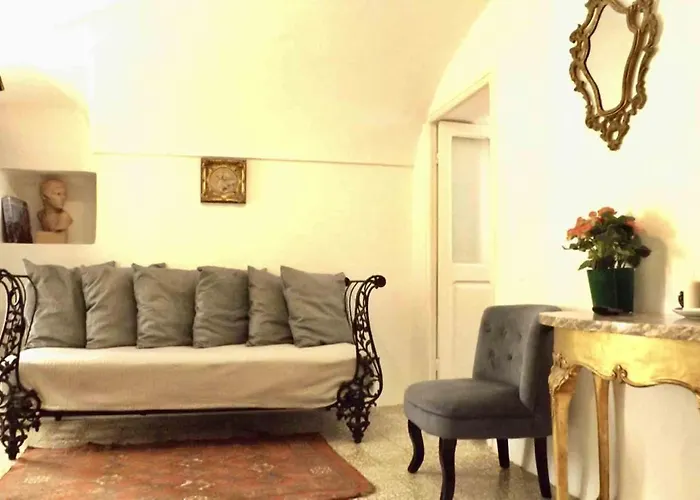 Casa Celestine In Via Orsini Liguria Italy Sleeps 5 Feriehus *