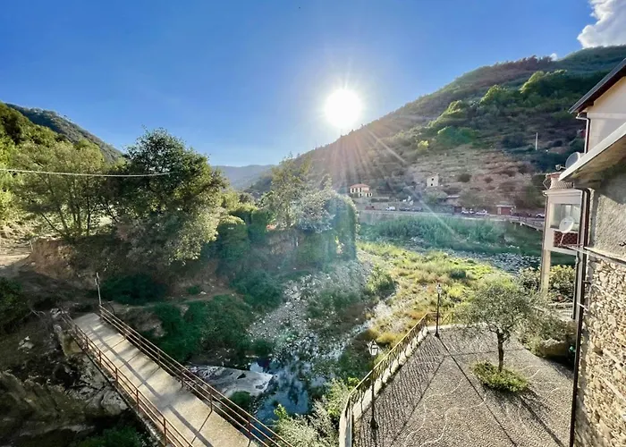 Casa Celestine In Via Orsini Liguria Italy Sleeps 5 Ferienhaus Isolabona