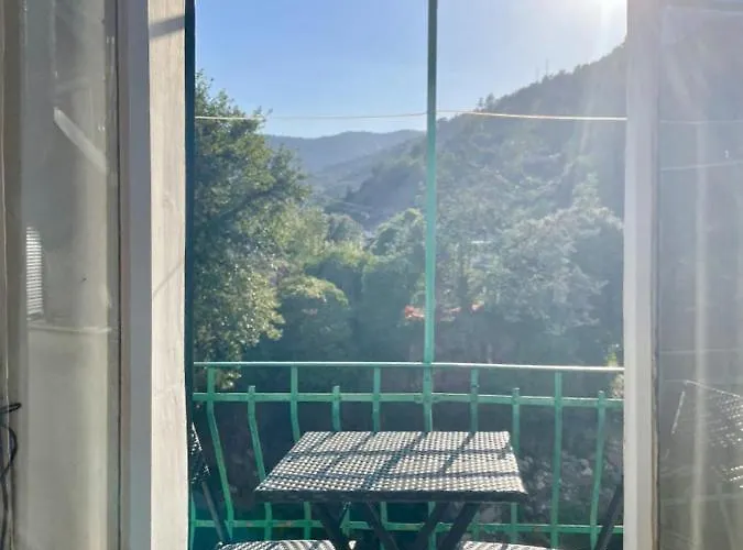 Casa Celestine In Via Orsini Liguria Italy Sleeps 5 * Isolabona