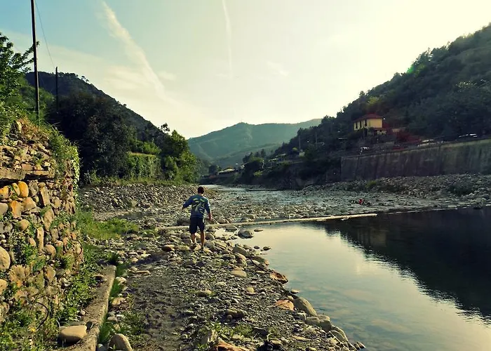 Casa Celestine In Via Orsini Liguria Italy Sleeps 5 * Isolabona